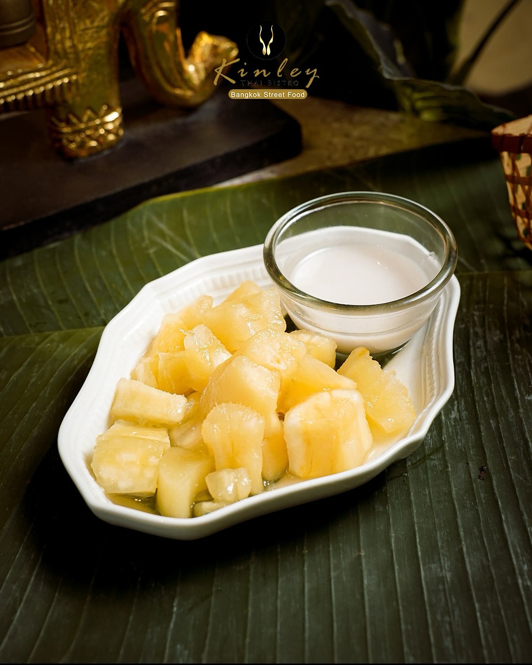 Sudah coba Ubi Thailand Kinley... ?
Rasakan cita rasa autentik Thailand di Kinley Thai Bistro! ‍
Sejak 2014, kami menghadirkan masakan Thailand otentik dengan bahan segar berkualitas, langsung dari dapur Thai Masterchef kami!  Setiap suapan adalah petualangan rasa yang kaya rempah dan menggugah selera! 🤩

 Kapan terakhir kali kamu mencoba makanan baru? Yuk, jadi lebih adventurous dengan kuliner Thailand di Kinley Thai Bistro Sun Plaza Medan !  Tak sempat kemari? Juga tersedia di gofood dan grabfood, link di bio @kinleybistro 

 Tag teman yang wajib diajak makan enak di sini!