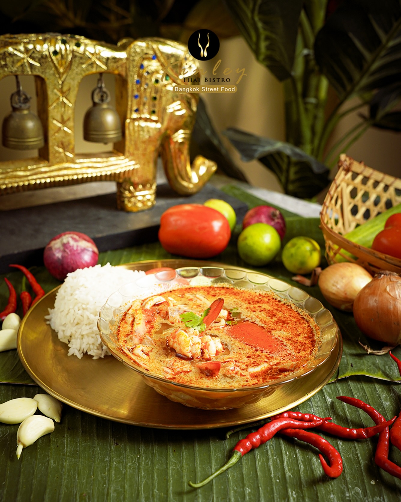Cita rasa Asia emang gak lengkap tanpa makanan pedas. Kayak