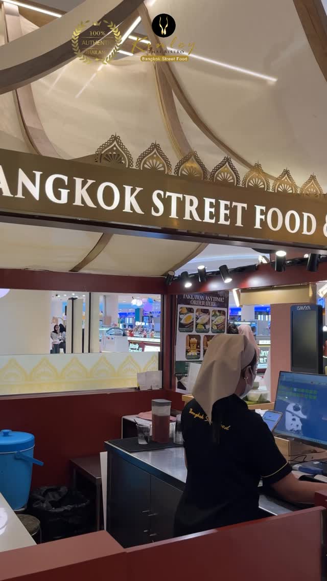 Diskon 50 ribu dengan Promo Mandiri di Kinley Thai Bistro Sun Plaza Medan
Lagi lapar eh pas banget ada diskon Rp50.000 buat pengguna kartu kredit Bank Mandiri, cukup belanja Rp300.000.
Langsung deh pesen banyak, maklum abis keliling Sun Plaza Mall
Promo ini di perpanjang sampai 31 Juli ya, dan cuma bisa dipakai 1 kali transaksi perhari.
Worth it banget!
Gas lah ke Kinley!!
Rasakan kelezatan otentik di @kinleybistro! Kami hanya menggunakan bahan alami tanpa perasa atau bubuk buatan. Semua diolah dengan bahan segar, termasuk santan segar yang dipersiapkan setiap hari. Nikmati kualitas yang bisa Anda rasakan di setiap gigitan! 🥥
Tag teman yang harus coba makan di sini!