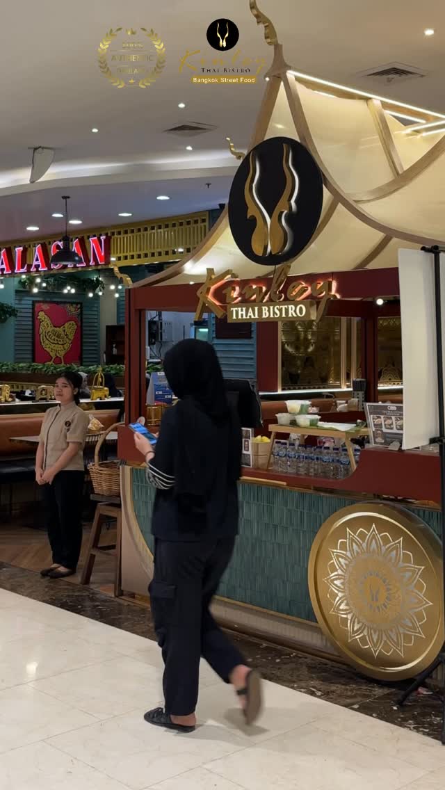 Pakai Livin’ by Mandiri di Kinley, rasanya makin nikmat, harganya makin hemat!
Rasakan kelezatan otentik di @kinleybistro! Kami hanya menggunakan bahan alami tanpa perasa atau bubuk buatan. Semua diolah dengan bahan segar, termasuk santan segar yang dipersiapkan setiap hari. Nikmati kualitas yang bisa Anda rasakan di setiap gigitan! 🥥
Tag teman yang harus coba makan di sini!