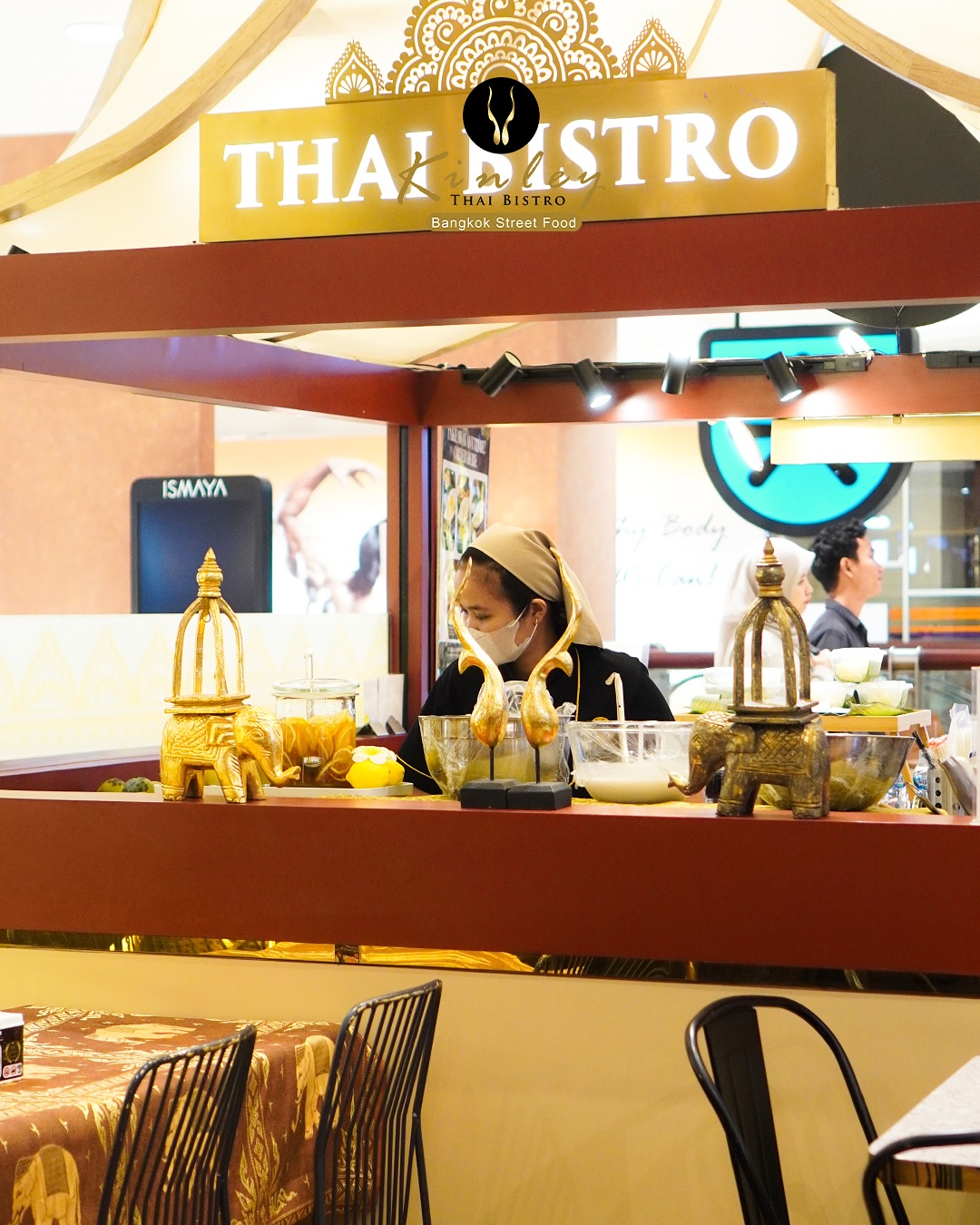 Kirain beneran buat konten, ternyata ada modus tersembunyi
Rasakan kelezatan otentik di @kinleybistro! Kami hanya menggunakan bahan alami tanpa perasa atau bubuk buatan. Semua diolah dengan bahan segar, termasuk santan segar yang dipersiapkan setiap hari. Nikmati kualitas yang bisa Anda rasakan di setiap gigitan! 🥥

 Tag teman yang harus coba makan di sini!